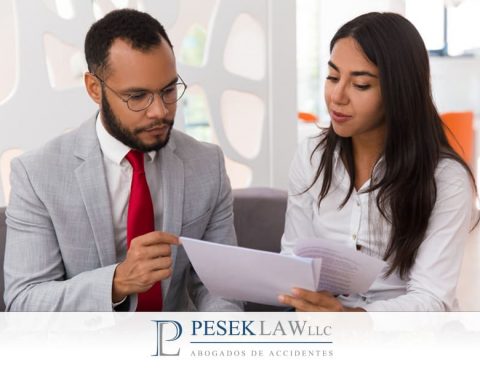 ¿Por qué es importante mantener una buena comunicación con Pesek Law?